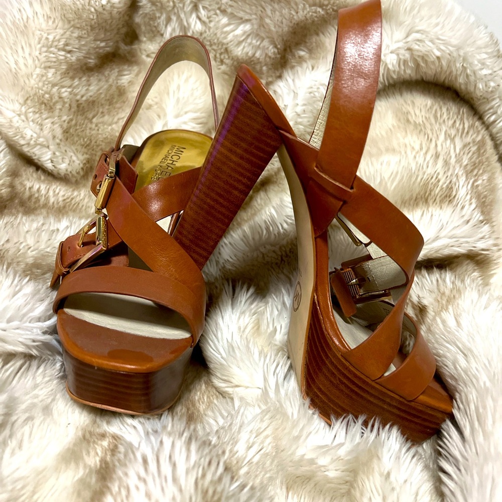 Micheal Kors platform heels
